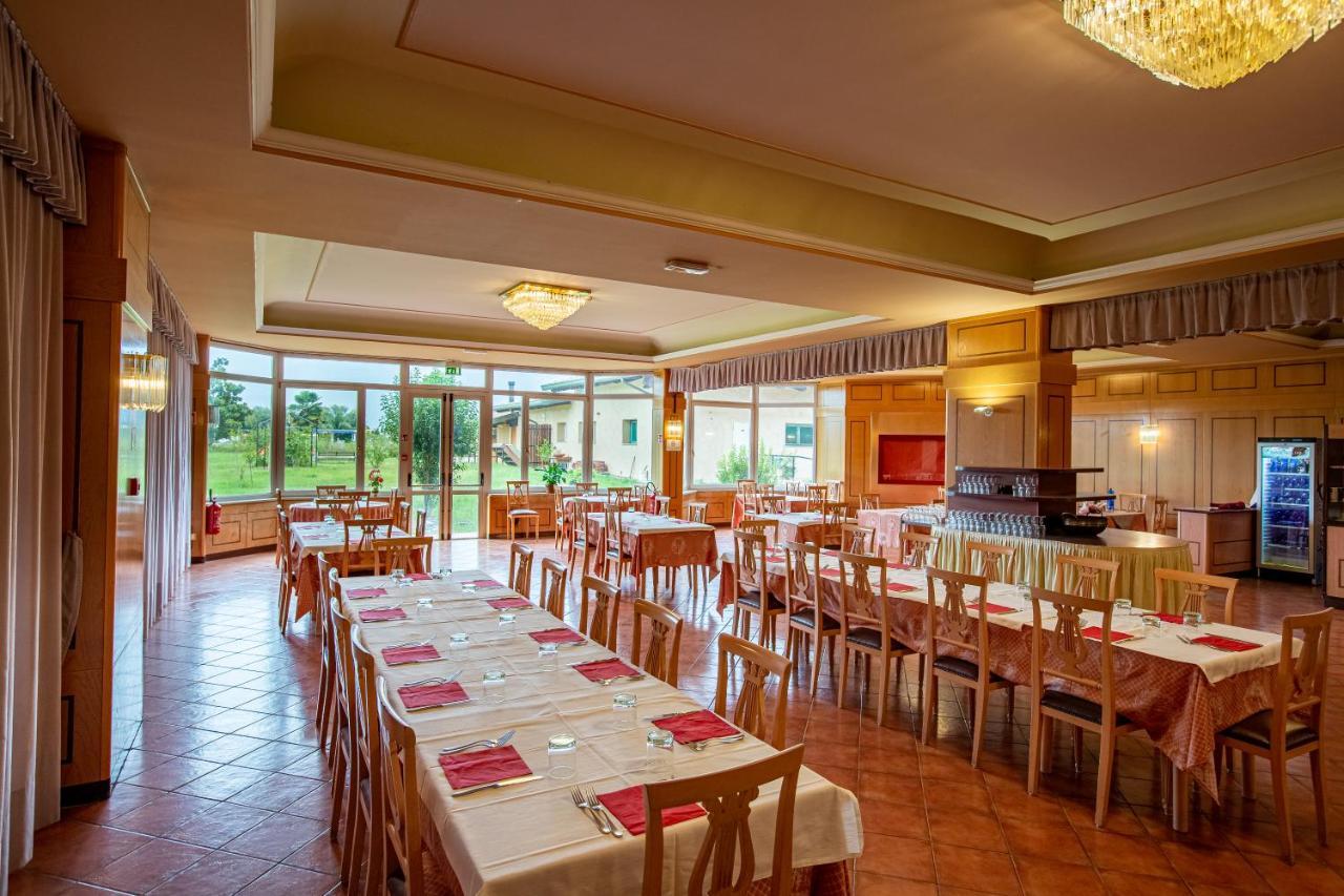 Hotel Villa Strassoldo "Ex Attianese Hotel Restaurant" Cervignano del Friuli Ngoại thất bức ảnh