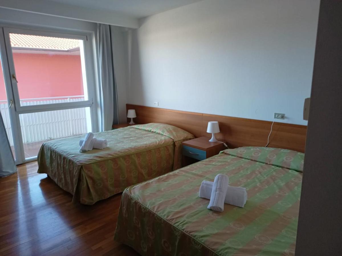 Hotel Villa Strassoldo "Ex Attianese Hotel Restaurant" Cervignano del Friuli Ngoại thất bức ảnh