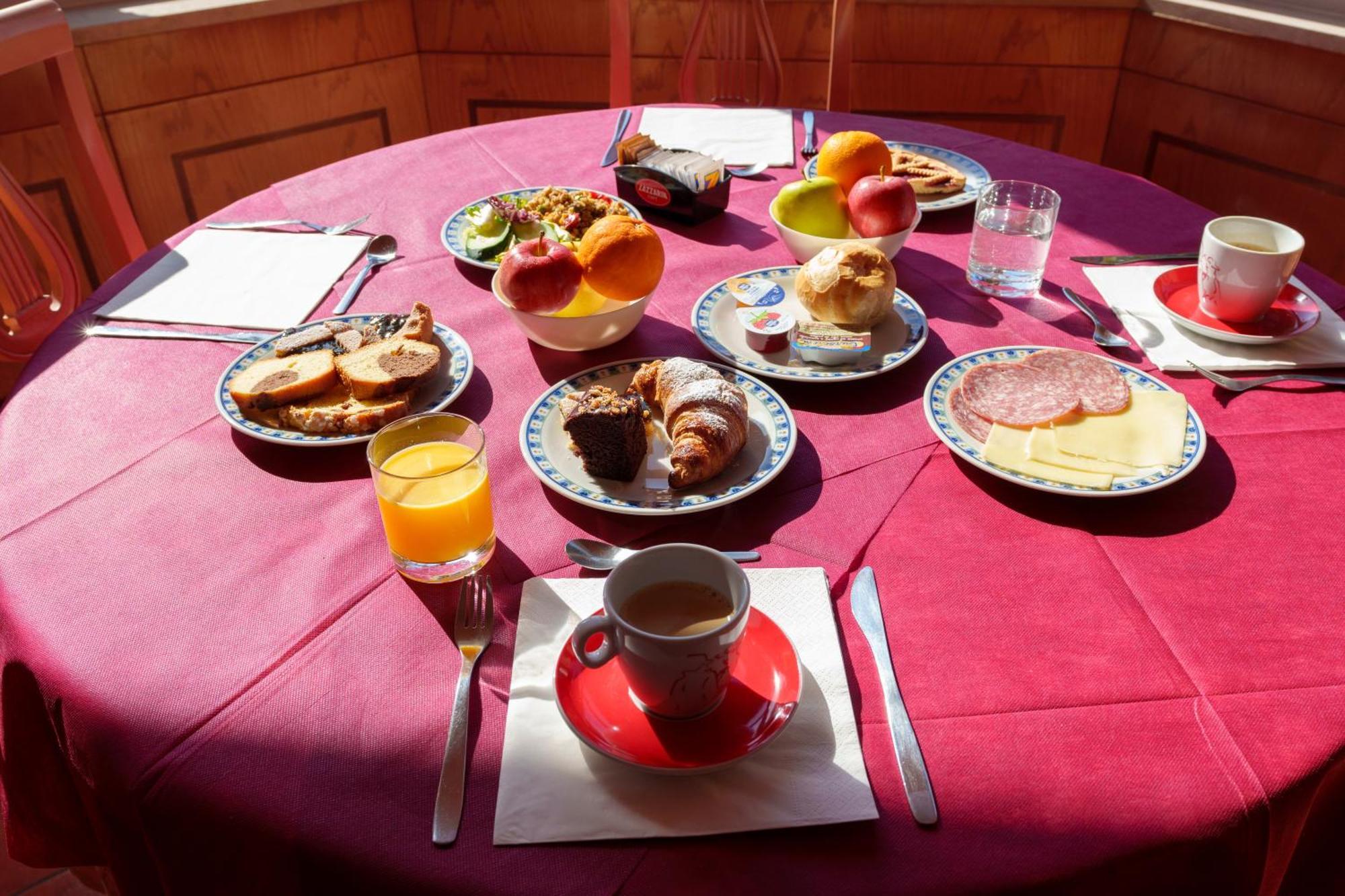 Hotel Villa Strassoldo "Ex Attianese Hotel Restaurant" Cervignano del Friuli Ngoại thất bức ảnh