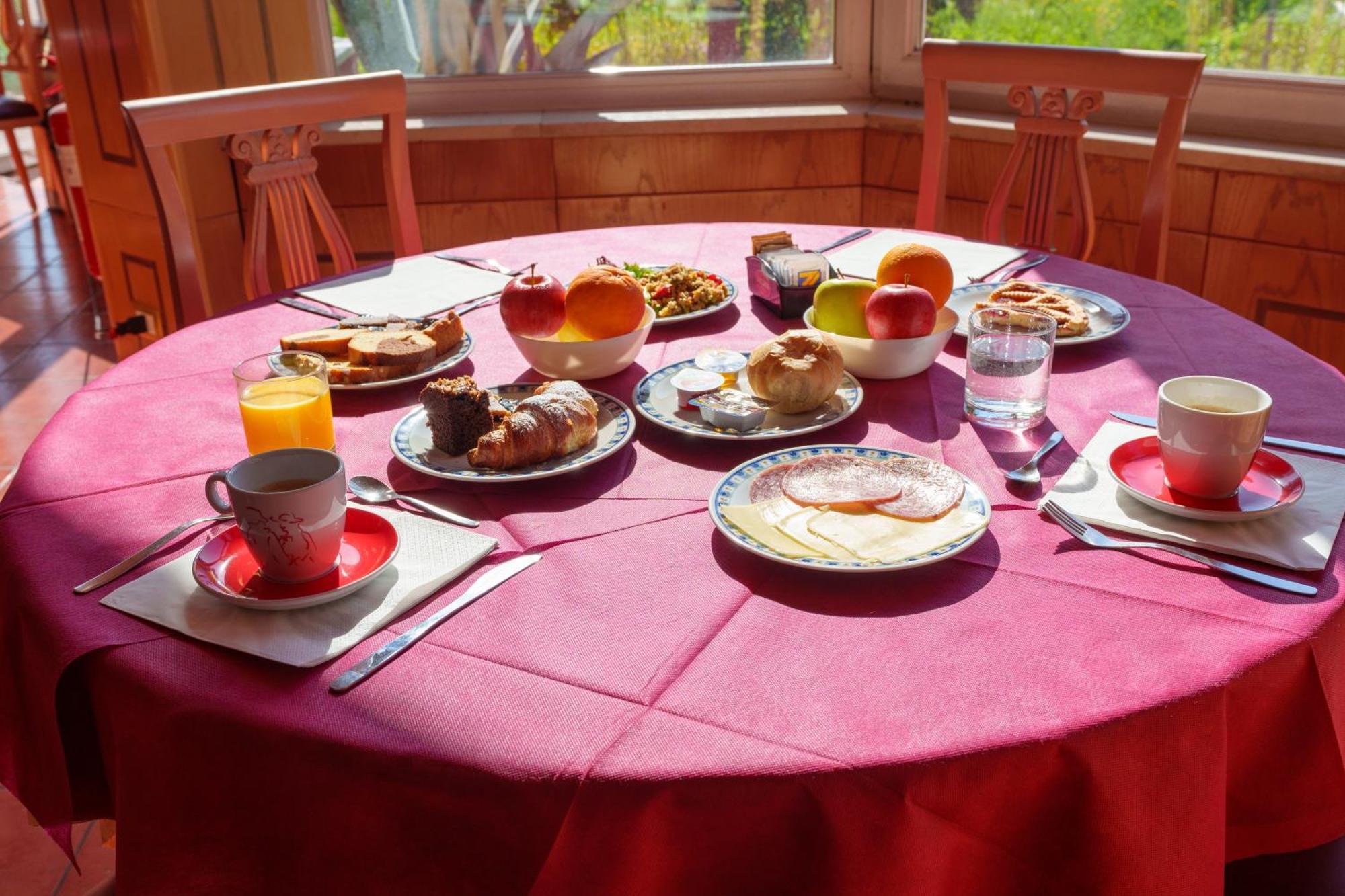 Hotel Villa Strassoldo "Ex Attianese Hotel Restaurant" Cervignano del Friuli Ngoại thất bức ảnh