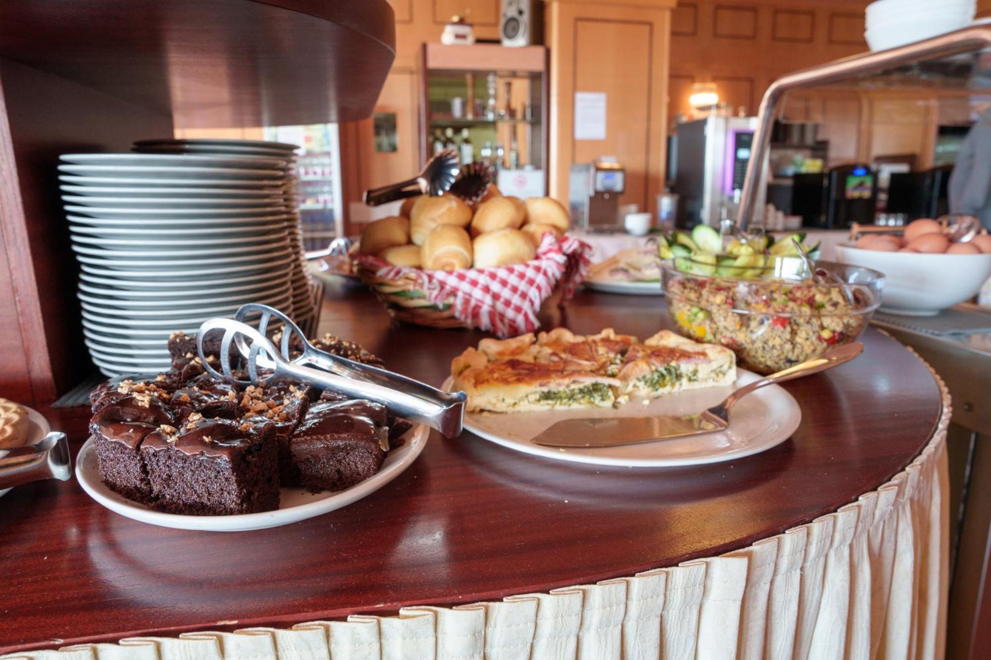 Hotel Villa Strassoldo "Ex Attianese Hotel Restaurant" Cervignano del Friuli Ngoại thất bức ảnh