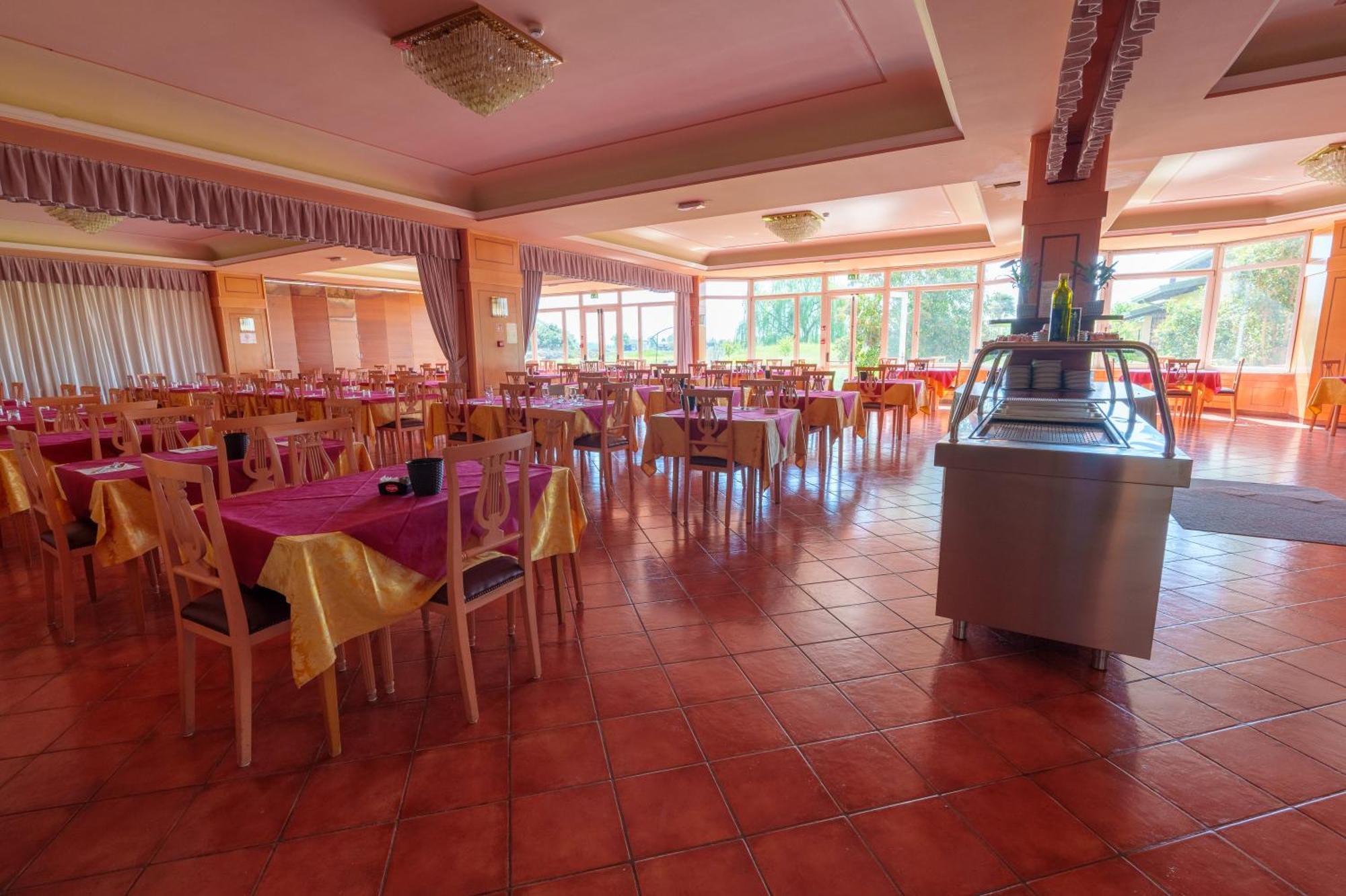 Hotel Villa Strassoldo "Ex Attianese Hotel Restaurant" Cervignano del Friuli Ngoại thất bức ảnh